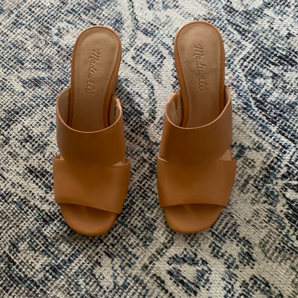 Madewell chunky slides
